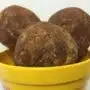UDHAIYAM BROWN JAGGERY BALLS 900 GR