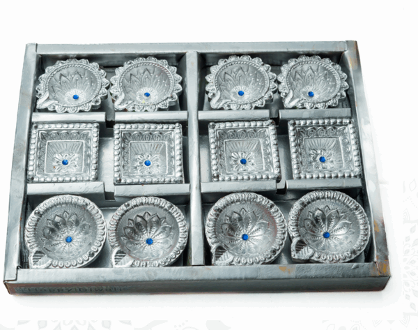 SILVER FANCY DIYA 2.5 INCH 12 PCS FD-56
