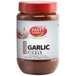 TASTY NIBBLES GARLIC PICKLE 400 GR